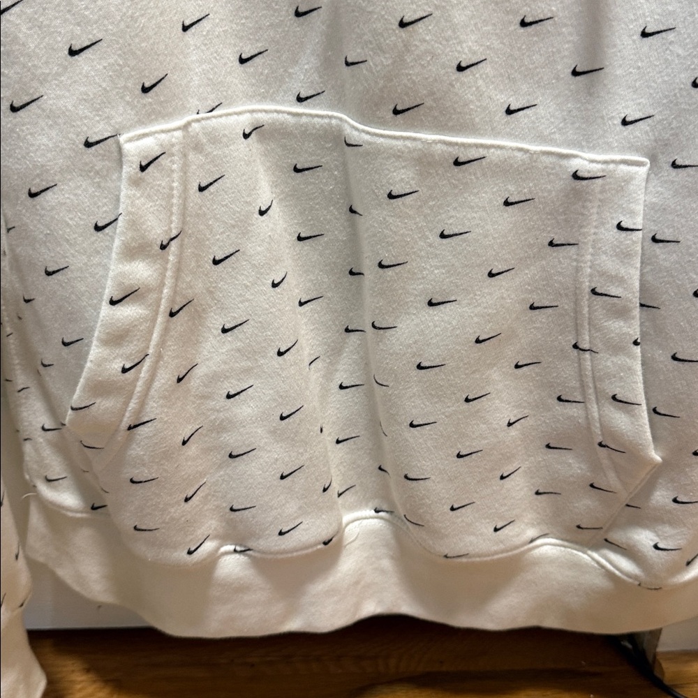 Nike White Hoodie with Black Accents - Picture 3 of 5